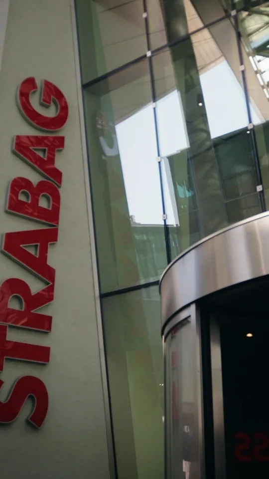 An ad Legora is running