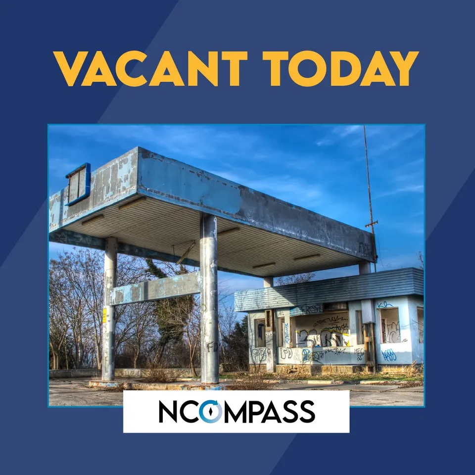 An ad nCompass is running